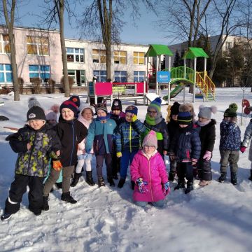 Uwielbiamy zimowe spacery w ogrodzie